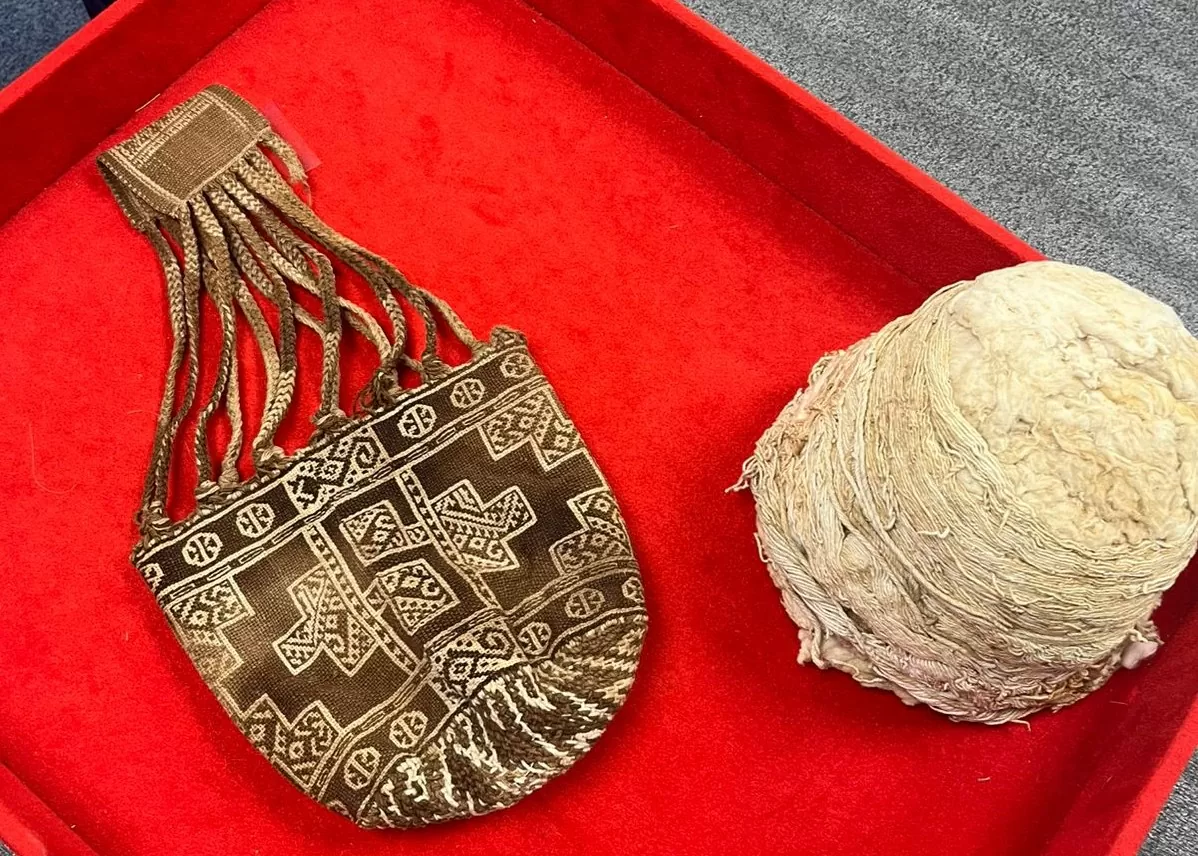 Textiles. Colección Museo del Oro.