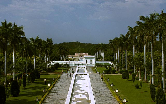 Jardínes en Pinjore, India. Adhrija en Wikimedia Commons.