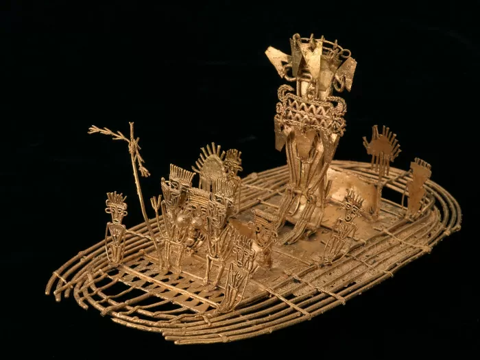 Balsa muisca exhibida en una sola vitrina Balsa muisca exhibida en una sola vitrina