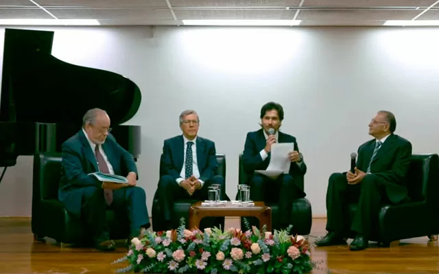 Conversación: Cuarenta años de la Biblioteca Darío Echandía