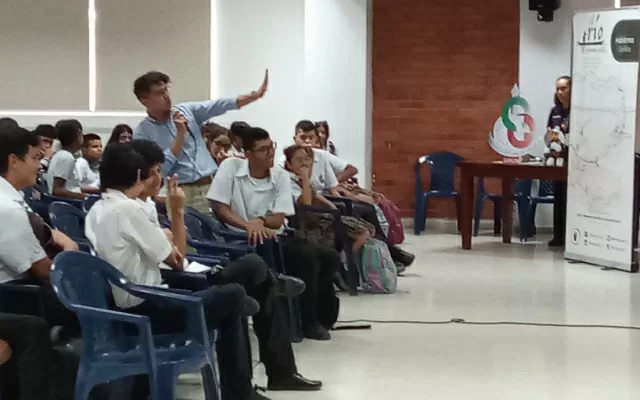 Conferencia Conciencia ambiental: hacia una ciudadanía planetaria, en el Centro Cultural de Bucaramanga. 2024