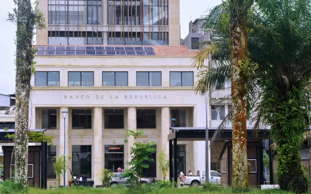 Fachada Centro Cultural del Banco de la República en Buenaventura.