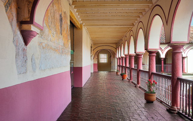 Claustro San Agustín del Banco de la República en Tunja, selección fue publicada en el libro Banco de la República. Arquitectura, cultura y patrimonio, publicado en 2017.