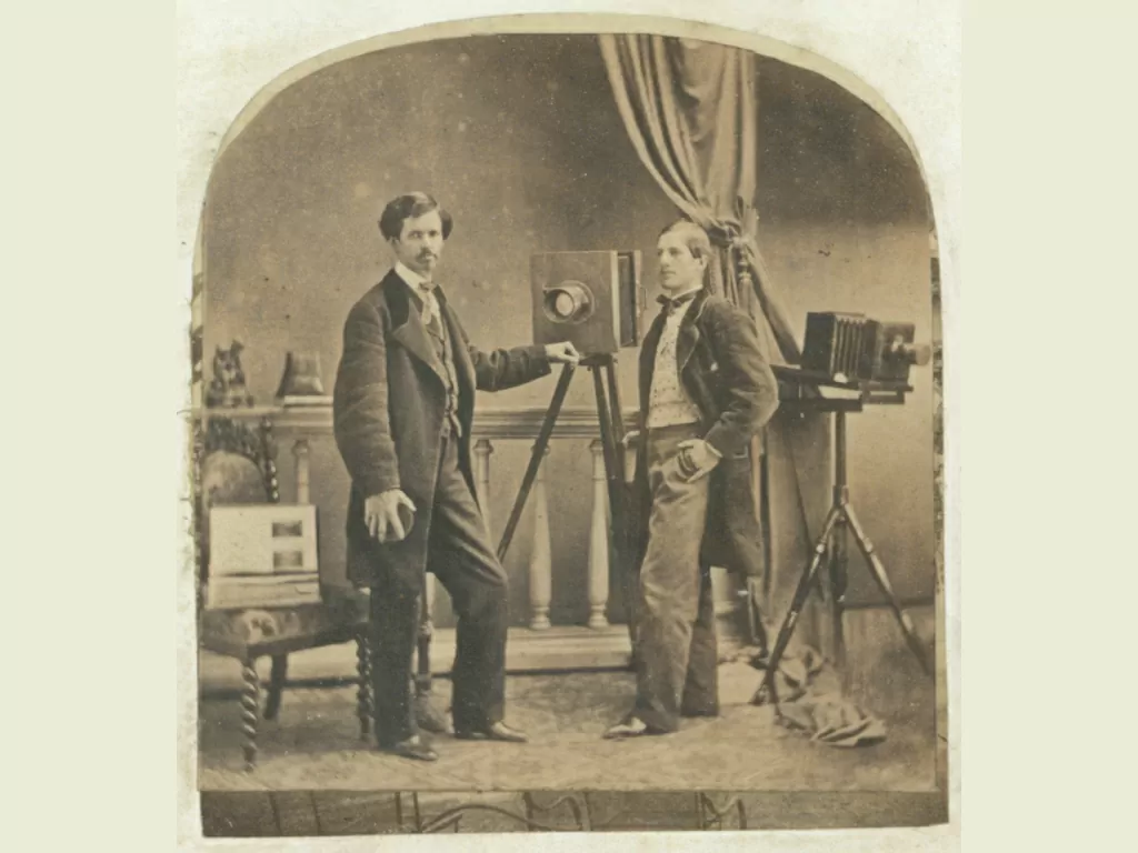 El baile. Demetrio Paredes. 1862-1870. Bogotá. Albúmina, tarjeta estereoscópica. Colección digital de fotografías históricas de la BLAA (1840-1920). (Número topográfico: FT3370. Identificador: rbbr_FT3370_
