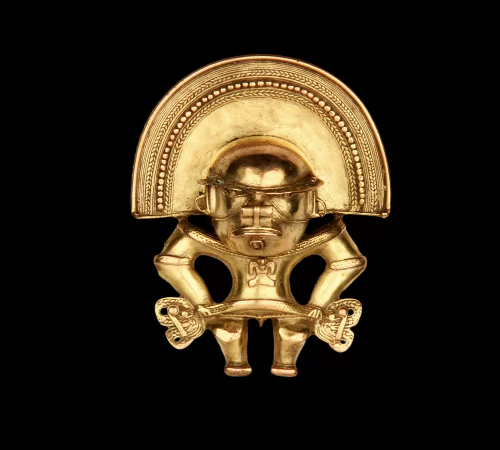 Colgante antropozoomorfo humano-murciélago. Sierra Nevada de Santa Marta - Periodo Tairona 900 d.C. - 1700 d.C.