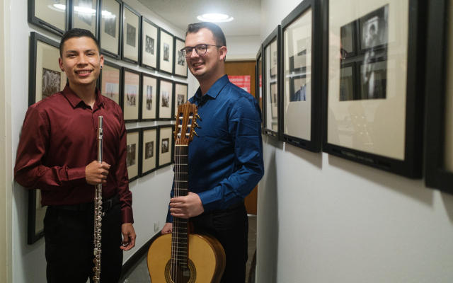 Concierto Nosso Dúo en la Sala de Conciertos de la Biblioteca Luis Ángel Arango, 2022.