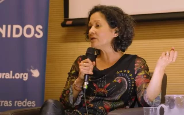 Conferencia: La escritura en femenino