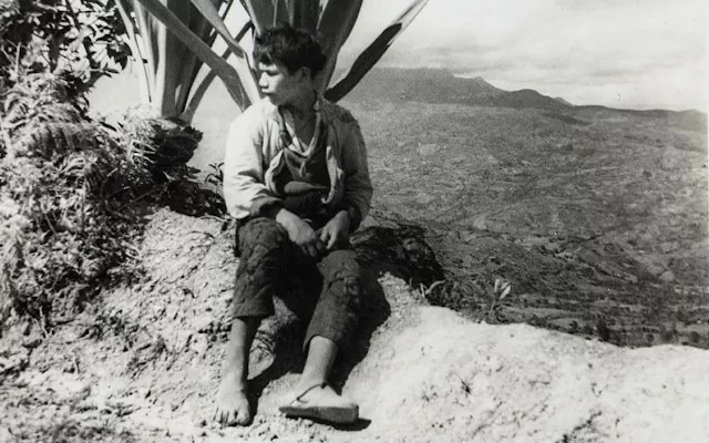 De la serie la carretera a Villavicencio y los Llanos, 1936. Luis Benito Ramos. Fotografía. 14 x 9 cm.