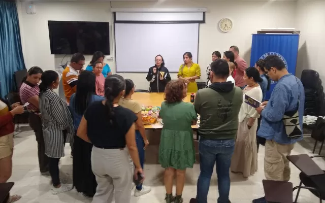 Taller sobre lectura y ruralidad con la escritora Laura Acero en el Centro Cultural de Florencia.