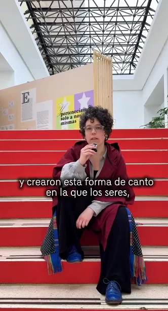 El joik es una forma de canto del pueblo Sámi, que habita el norte de Finlandia, Noruega, Suecia y Rusia desde hace milenios. 