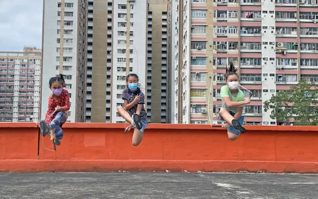 Juegos de niñxs #22: Jump rope [saltar la cuerda]- Children’s Game #22: Jump Rope, Hong Kong, 2020