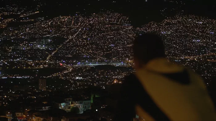 La vuelta, 2014. Video HD, 25’37’’. Colección de Arte del Banco de la República, AP6333 La vuelta, 2014. Video