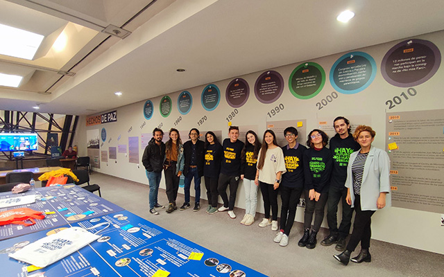 Taller: La biblioteca abraza la verdad