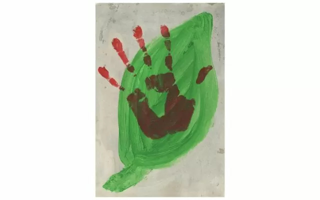 pintura donde se ve una mano sobre una hoja