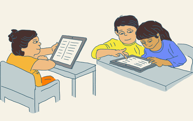 Jóvenes y adulto en lectura digital