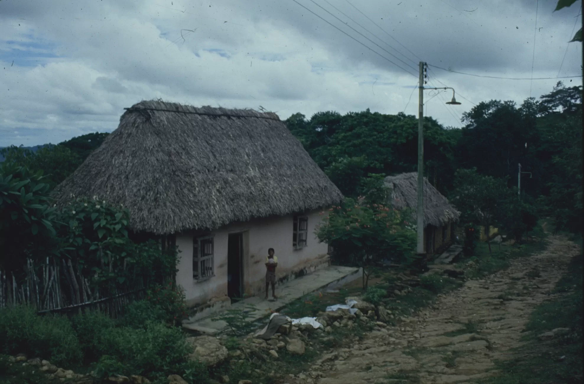 Fotografía de una casa en Piojó (Atlántico). 1987