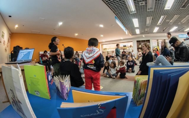 Sala infantil de la Biblioteca Luis Ángel Arango del Banco de la República. 2023.