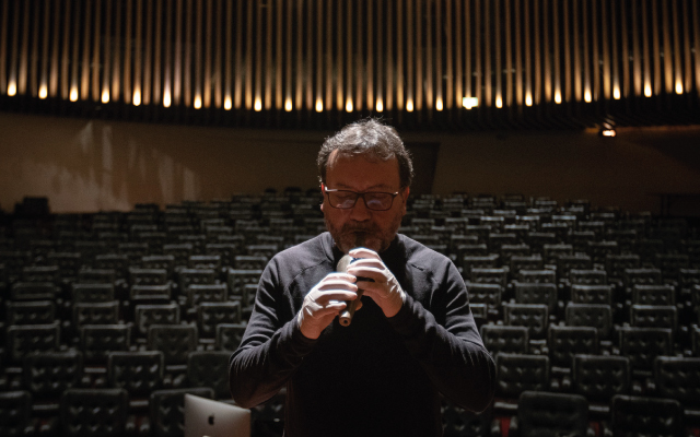 Luis Fernando Franco entre soplos de ocarinas | La Red Cultural del