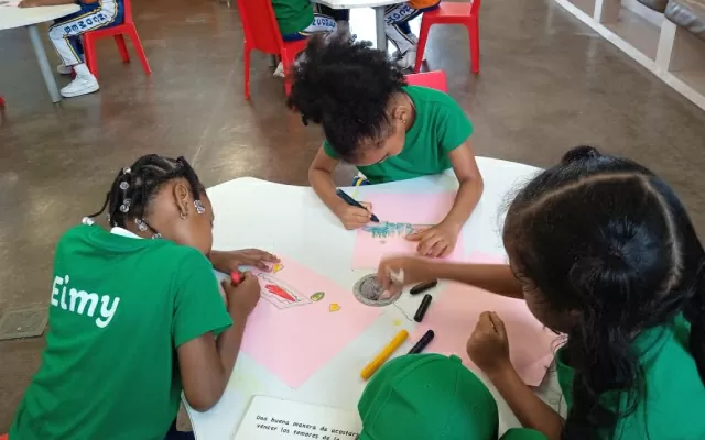 Sala infantil en el Centro Cultural del Banco de la República en Buenaventura.