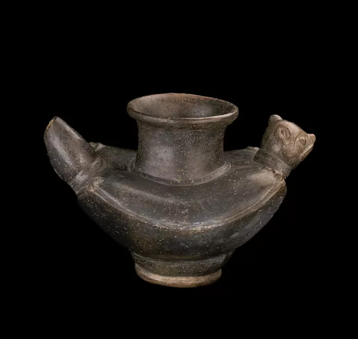 Vasija zoomorfa. Sierra Nevada de Santa Marta - Periodo Tairona 900 d.C. - 1600 d.C.