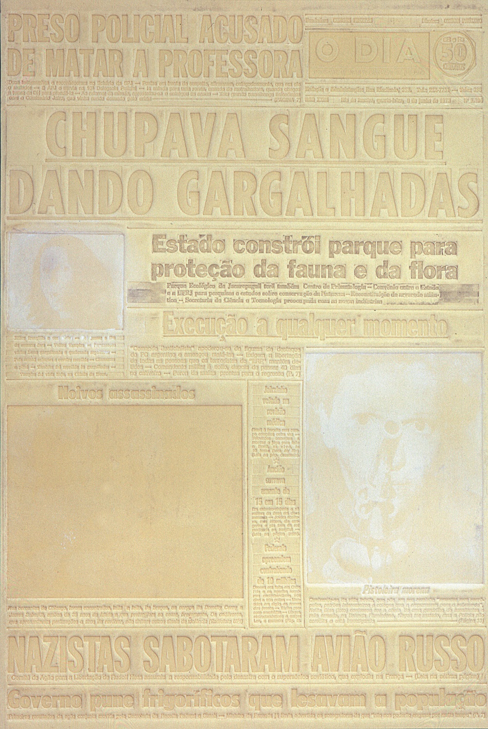 Chupava sangue dando gargalhadas. De la serie Flans, 1975.  Molde de impresión hecho de yeso y arcilla, entintado. 53,2 × 35,7 cm.