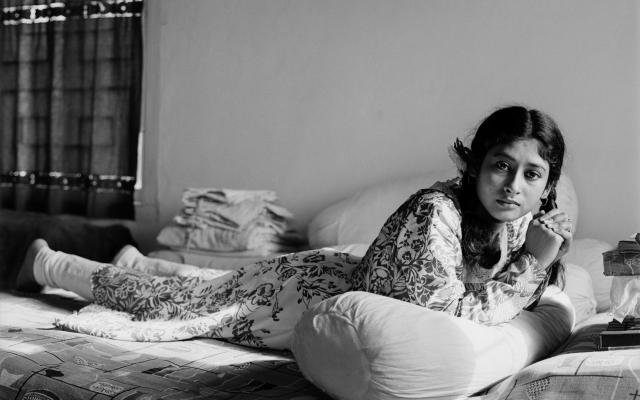 Ladies of Calcutta, 1997-2002, Courtesy of the Artist, Frith Street Gallery, London, Nature Morte, New Delhi.