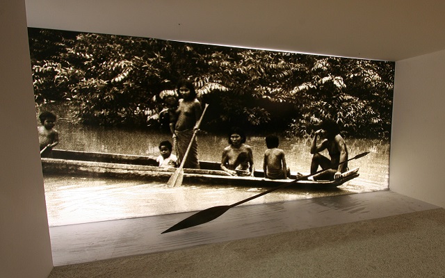 Gentes de río: Embera y Wounan