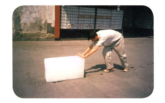 Exposición Francis Alÿs: política del ensayo