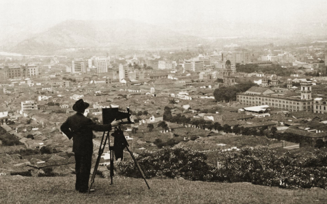 Exposición Gabinete artístico de Jorge Obando C.