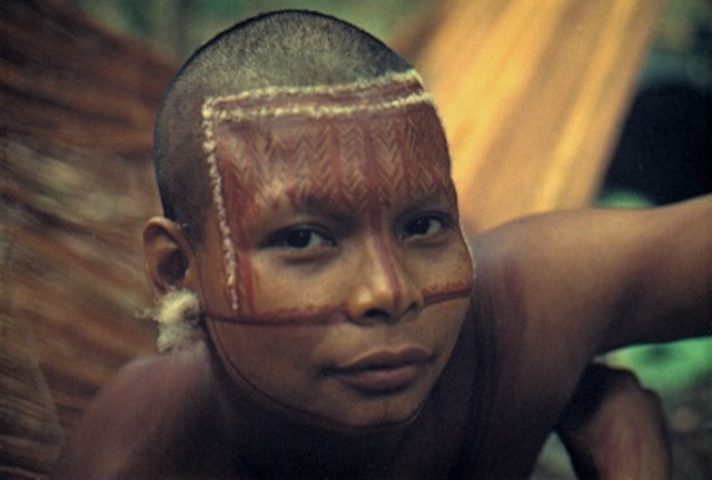 Mujer nukak, Museo etnográfico