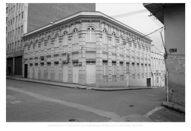 Piel de baharaque, Manizales - Centro # 110