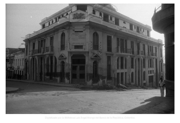 Piel de baharaque, Manizales - edificio Tamanaco # 77