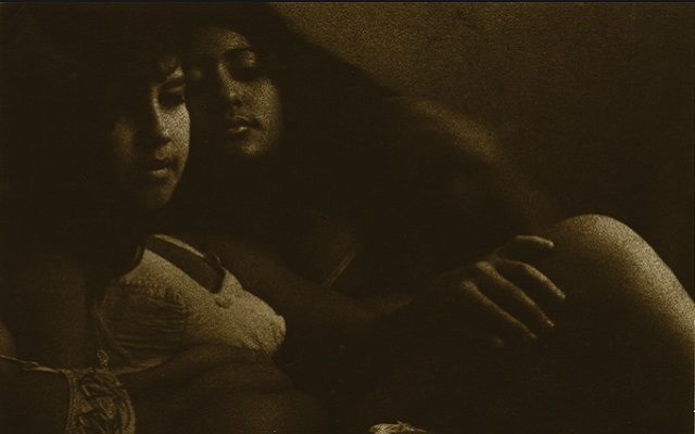 Urbes Mutantes: Fotografía Latinoamericana 1941 - 2012. La noche en vida. Sín título, Fernell Franco de la Serie Prostitutas.