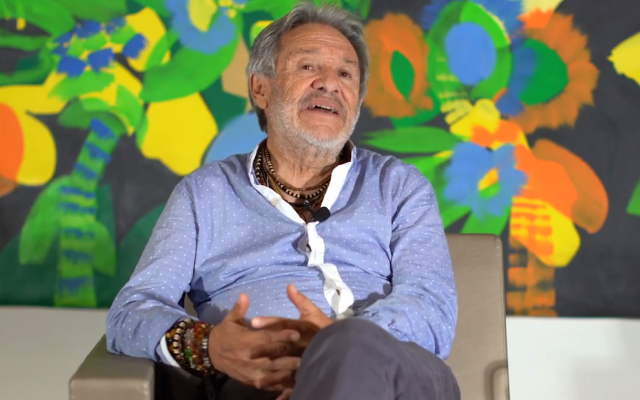 Maestro restaurador Rodolfo Vallín.