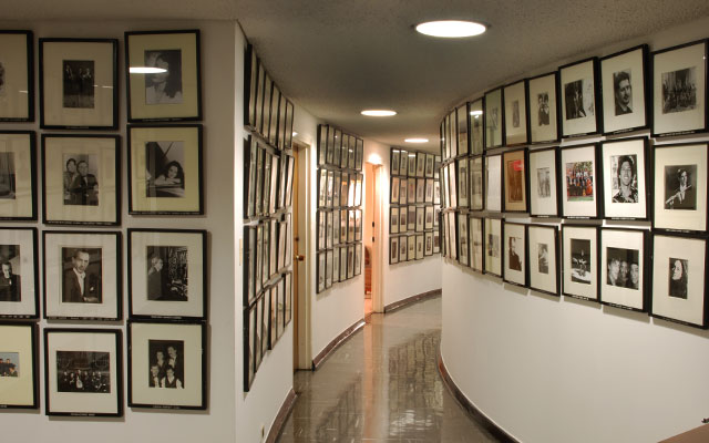 Corredor de los camerinos de la sala de concierto