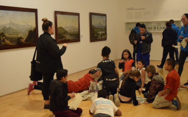 A partir de la selección de obras que hacen parte de la Colección de Arte del Banco de la República.