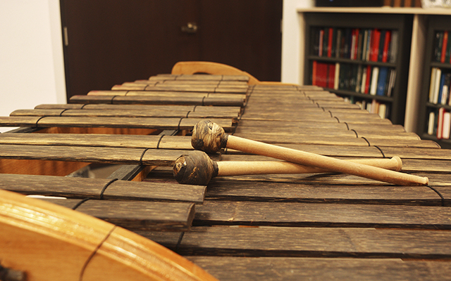 Marimba en la Sala de Prácticas Musicales del Centro Cultural de Buenaventura