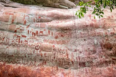 Trazos del territorio: de la Serranía de La Lindosa a la ciudad