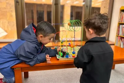 La biblioteca suena