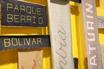 Taller bordado de epístolas con la artista Juliana Correa