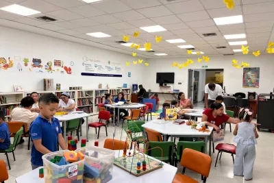 Crea, recrea y colorea tus historias. Lectura en Familia