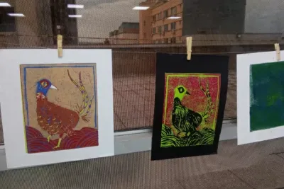 Diálogo gráfico con la obra de David Consuegra