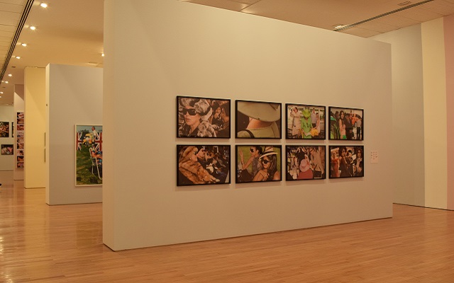Sala de exposiciones temporales - Museo de Arte Miguel Urrutia- Exposición Temporal - piso 2 - Martin Parr.